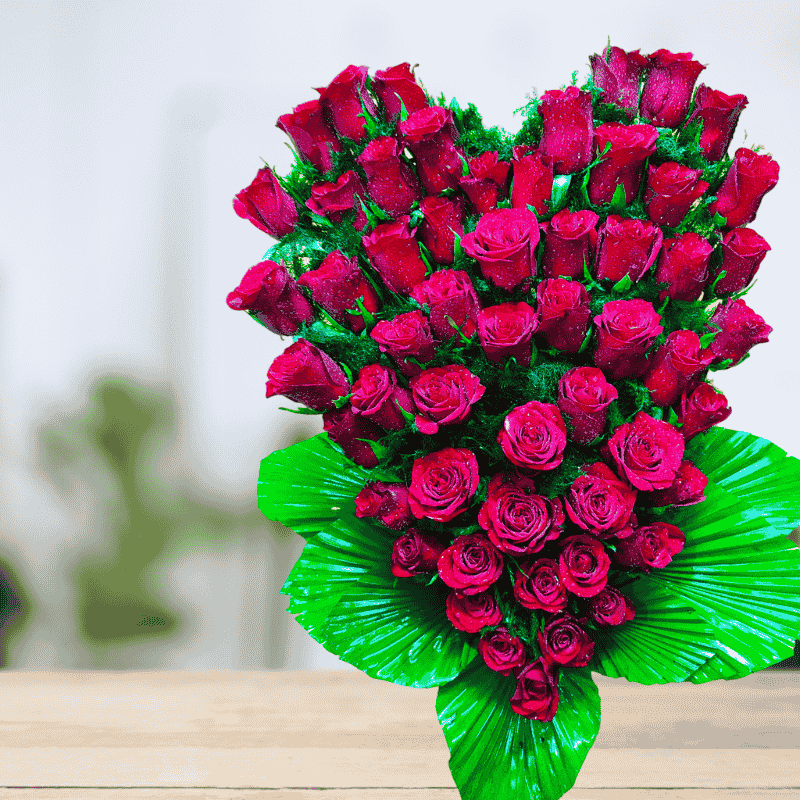 Heart-Shape-Real-Flower-Bouquet (1)